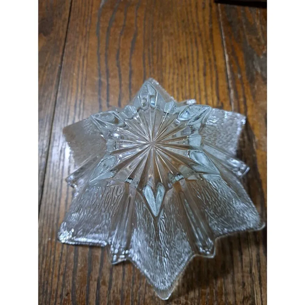 Vintage Crystal Starburst Bark Texture Star Shaped Bowl Centerpiece Good Quality
